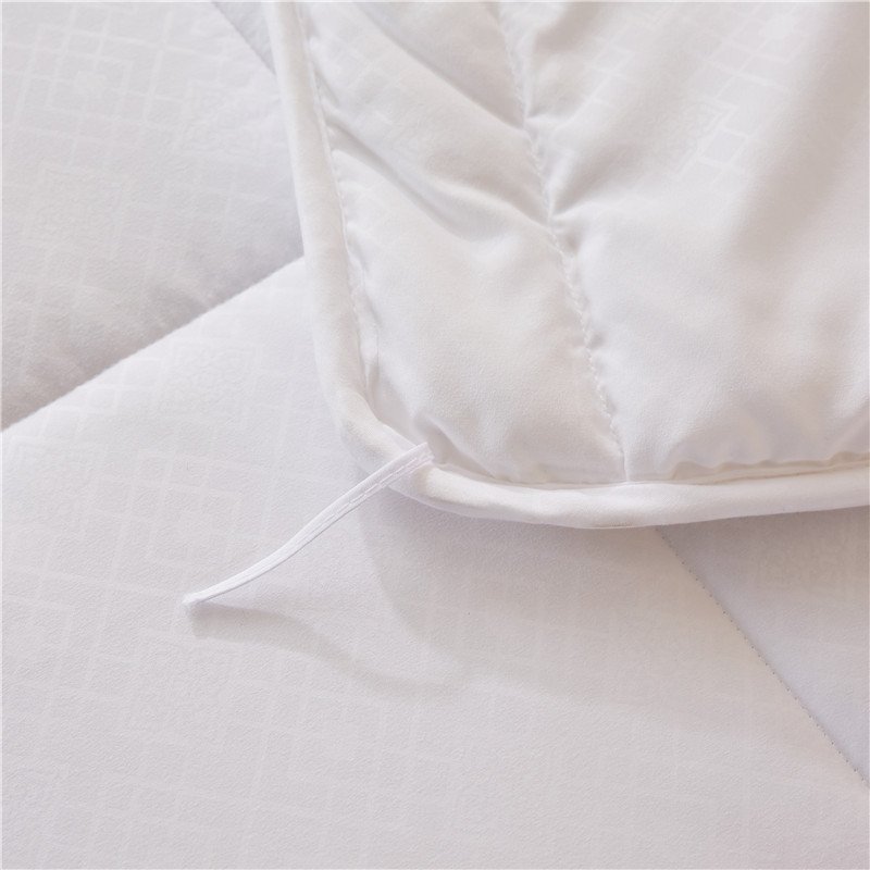 Hotel Quality Pure White Summer Quilt | Washable Lightweight All-Season Comforter Insert undefined
