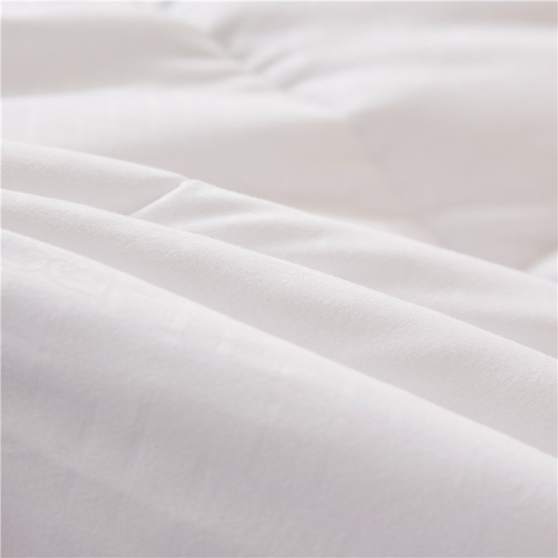 Hotel Quality Pure White Summer Quilt | Washable Lightweight All-Season Comforter Insert undefined