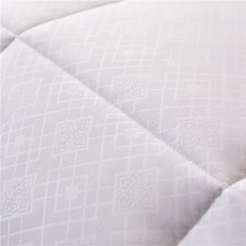 Hotel Quality Pure White Summer Quilt | Washable Lightweight All-Season Comforter Insert undefined